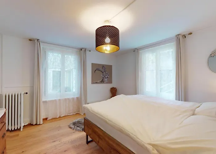 Lejlighed Chavallera 5 *